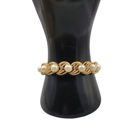 Crown Trifari Faux Pearl Swirl Bracelet 6.5" Gold Tone Setting Rhinestone Accent - Picture 1 of 14